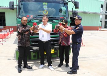 Bupati Ngawi Lepas Ekspor Perdana Mainan OEM ke Amerika Serikat Senilai Rp800 Juta