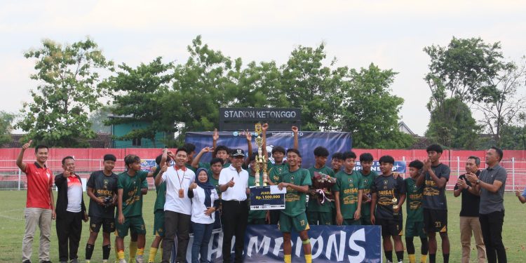 SMK PGRI 1 Ngawi Juara Polije PSDKU 5 Championship 2025