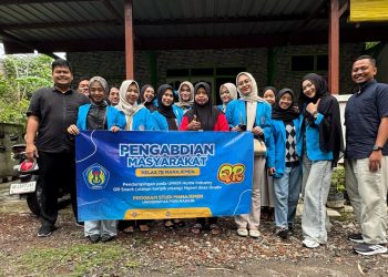 Peningkatan Strategi Pemasaran UMKM QR Keripik Ngawi Pada Sosial  Media TikTok Melalui Program Abdi Masyarakat Mahasiswa Manajemen  7B Universitas PGRI Madiun.