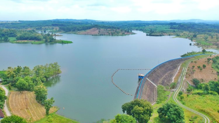 Waduk Kedung Bendo, Wisata Alam Tenang di Kasreman Ngawi